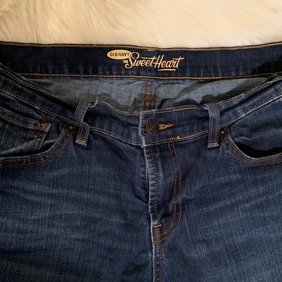 Old Navy Sweet Heart Jeans - Picture 2 of 3